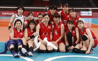 今天下午女排比赛直播(今天下午女排比赛直播时间)