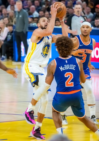 今日nba的比赛(今日nba比赛比分)