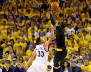 2016nba总决赛超清完整版(2016nba总决赛第1场全场录像回放)