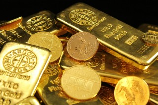 纸黄金可以随时买卖的优缺点是什么？这些因素如何影响投资策略？