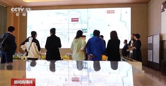一天卖四五十套房！四大一线城市长假楼市火热，有人忙到凌晨，有人讲到“嗓子冒烟”但也有人称“前高后低”  第3张